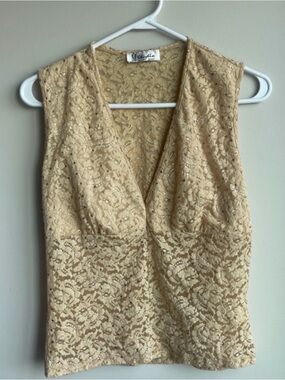M Studio Elegant Lace Gold Top Medium